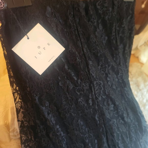 Jupe lace skirt new, size XL, black