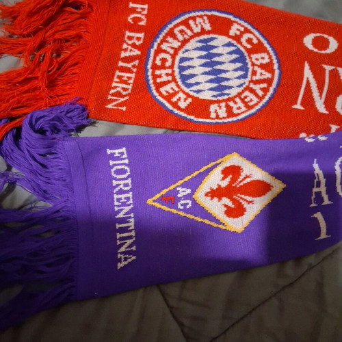 Bayern Munich - Fiorentina Scarf like new, authentic