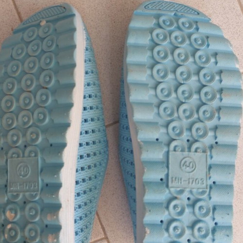Water Shoes like new, size 39-40
