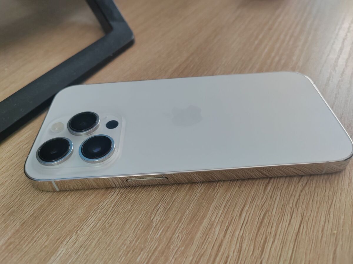 iPhone 14 Pro 512GB Silver like new - € 719,00 - Vendora.cy