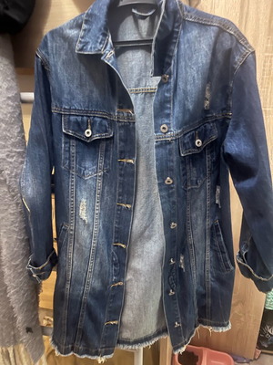 Denim jacket like new