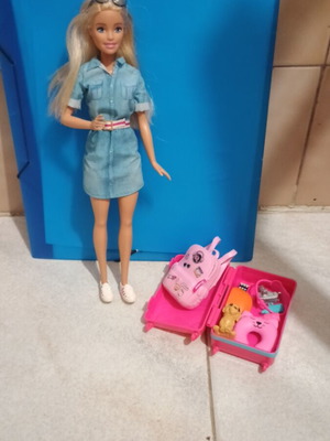 Barbie Ready for Travel like new