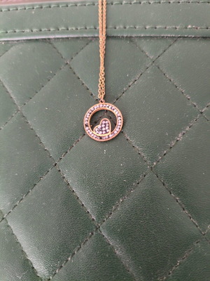 Κολιέ rose gold με καρδιά και μαύρα στρας μεταχειρισμένο
