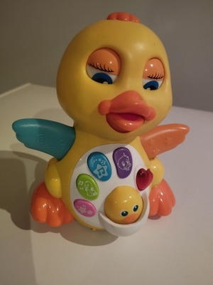 Βρεφικό παπάκι με ήχο και κίνηση σαν καινούργιο, 18m