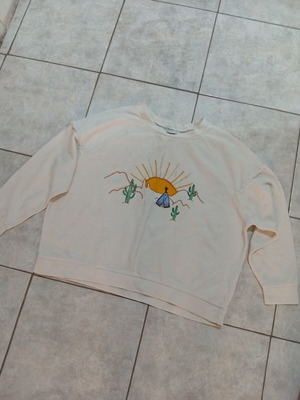 Pull&Bear blouse size L/XL with embroidery