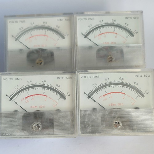 Analog measuring instruments used, unknown functionality