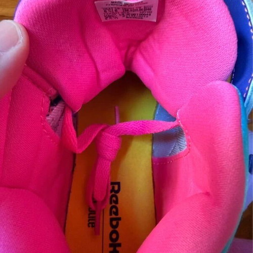 Reebok Retro Athletic Sneakers like new, size 38.5, multicolor