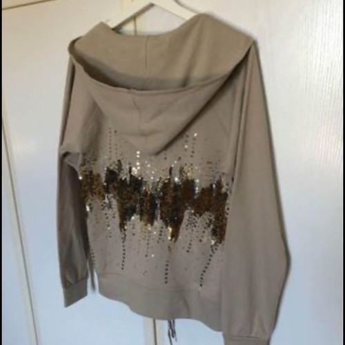 My Moo women's sweatshirt like new, beige with sequin embroidery