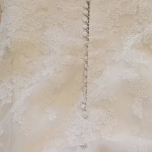 Pronovias wedding dress like new, mermaid style with train, white, size XL