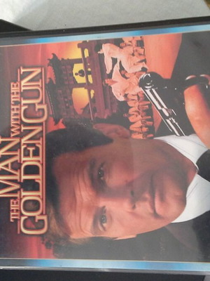 James Bond The Man With The Golden Gun DVD like new with Greek subtitles