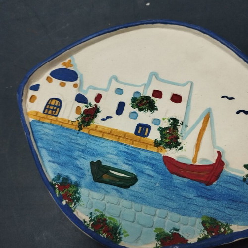 Decorative fish plate used