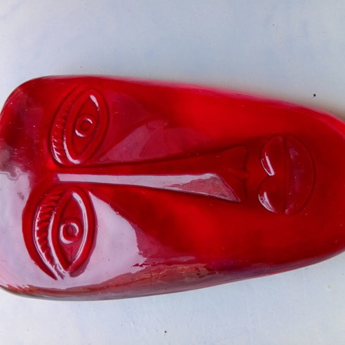 Handblown glass mask from Mexico, 11.5 cm, ruby red