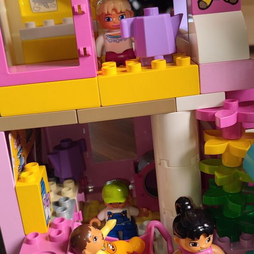 Lego Duplo Flo's Café large construction used, 150+ pieces