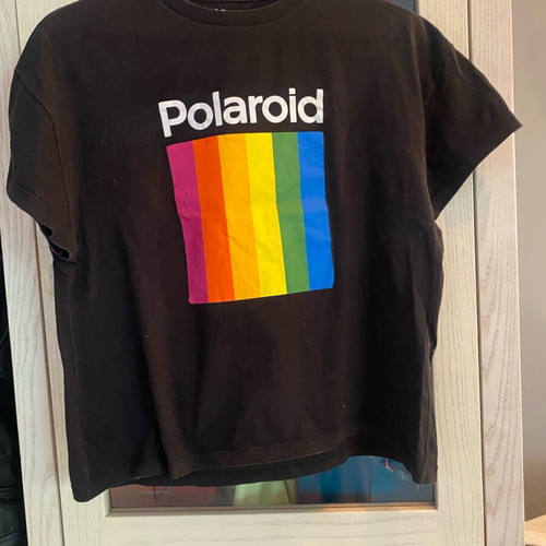 Pull & Bear women's short-sleeve t-shirt used, black multicolor, XS