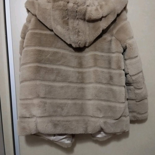 Fur with hood beige like new, size S/M