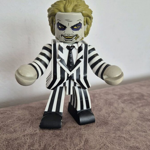 Beetlejuice figure Warner Bros like new