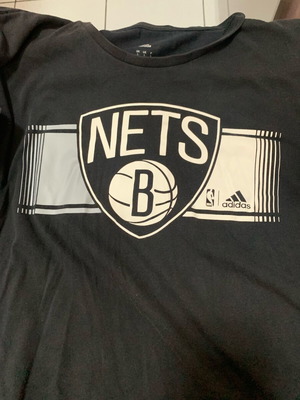Brooklyn Nets Adidas NBA shirt large, like new, original