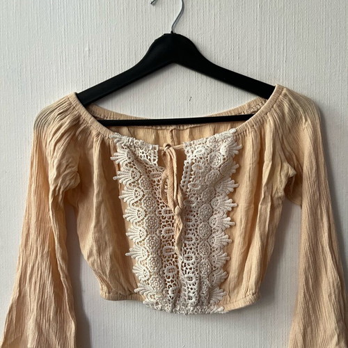 Fairy top used, size M, beige