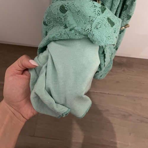 Attrattivo lace dress used, green summer color with lining and belt