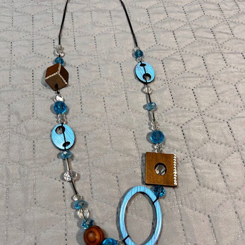 Necklace with wooden brown-turquoise elements like new