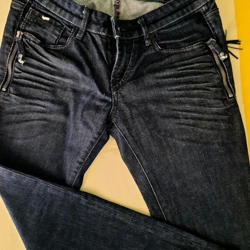 Gas women's jeans like new, blue, low rise with zipper pockets
