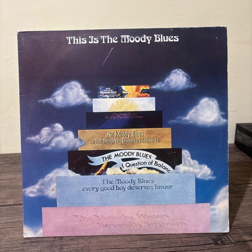 This Is The Moody Blues vinyl used, 1980 edition, rock