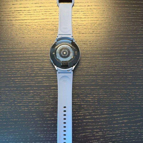 Samsung Galaxy Watch 5 smartwatch