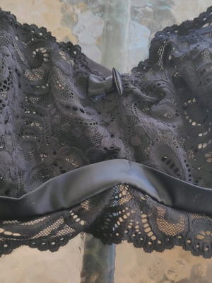 Darjeeling bra EU 70 G new, black
