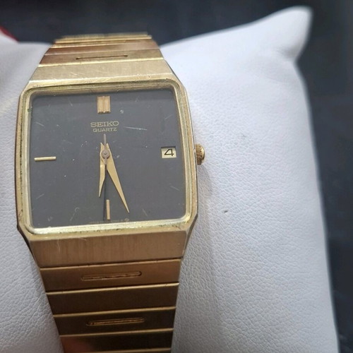 Seiko Quartz 6532-5260 vintage unisex watch black dial gold bracelet used
