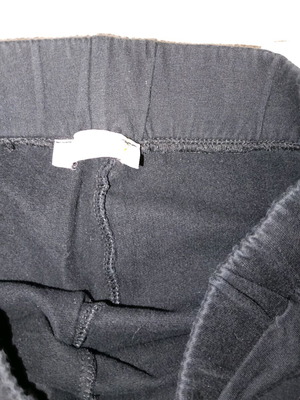 Stranger Things sweatshirt and leopard leggings like new, H&M and Ebita size 9