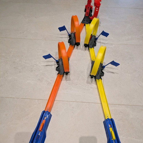 Hot Wheels set of 5 like new