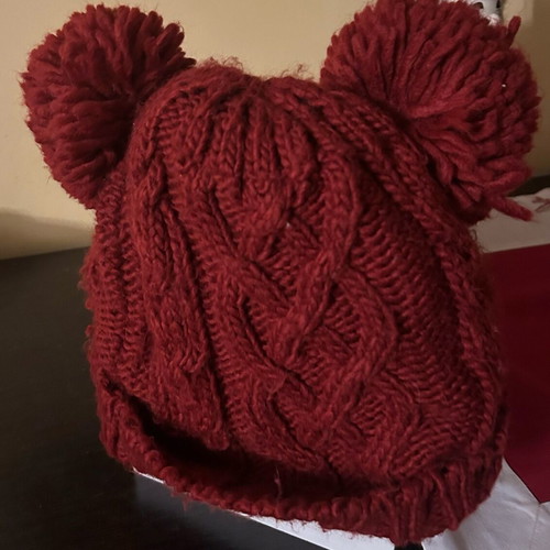Knitted hat used, burgundy Zara with two pom-poms