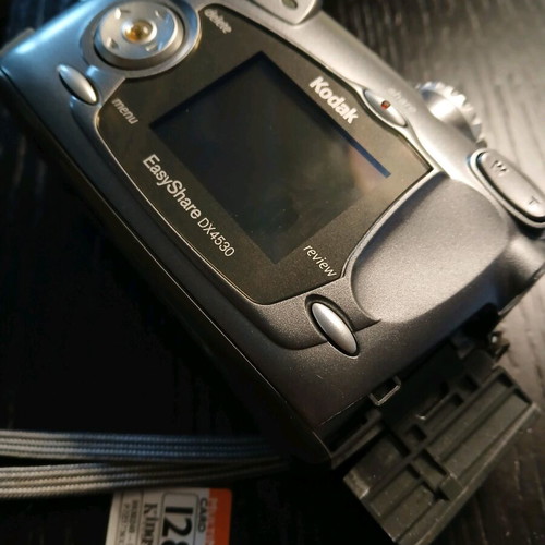 Kodak EasyShare DX4530 camera like new, 5 megapixel