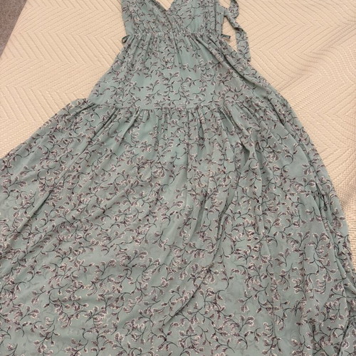 Summer dress green, like new, airy