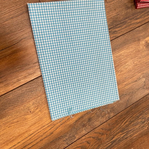 Checked fabric 0.50 x 1.50 blue like new