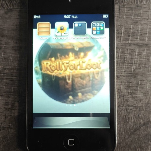Apple iPod 8GB used, fully functional