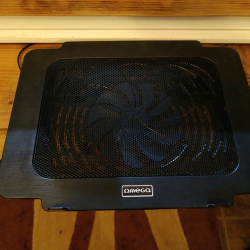 Laptop cooling fan with USB like new