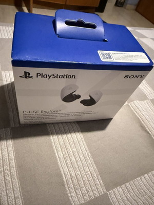 Sony Pulse Explore Wireless In Ear Gaming Headset Bluetooth White for PS5 new