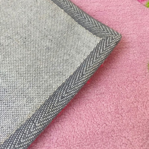 Children's rug like new 1.40x2.00 with cotton and child design