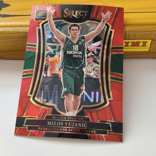 Milos Vujanic Panathinaikos Premier lvl Red Cracked Ice basketball card 2025-26 Panini Select Euroleague