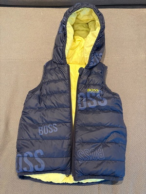 Boss reversible sleeveless jacket for boys 2-3 years used, blue and yellow
