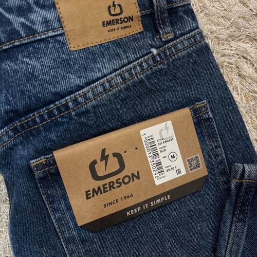 Emerson women's jean new, size M, blue