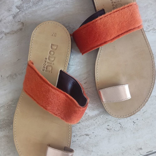 Women's slippers size 37 like new