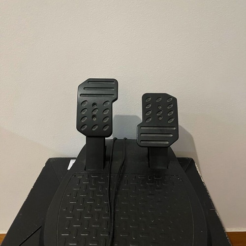 Ferrari Thrustmaster racing wheel