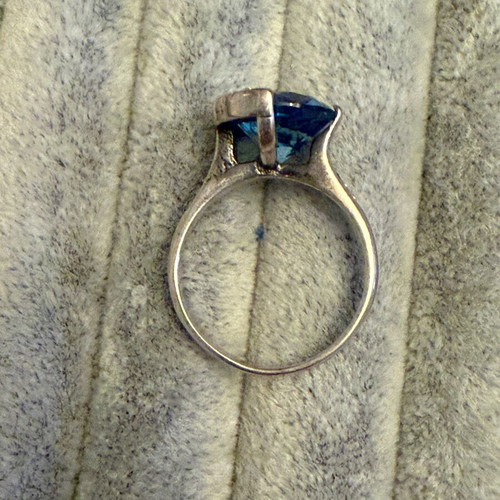 Silver ring with Swarovski crystal new, blue and silver