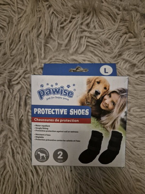 Pawise dog shoes new, 2 boxes