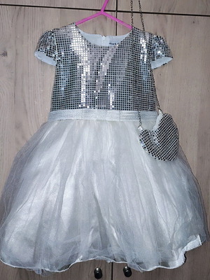 Miss EBITA children's dress size 5 like new with heart-shaped bag