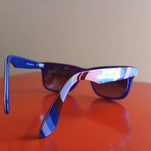 3Guys sunglasses like new, multicolor purple for small head