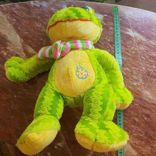 Frog plush toy like new