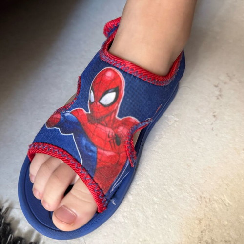 Marvel Spider-Man kids sandals size 25-26 like new